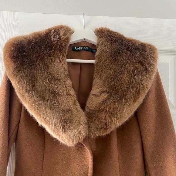 Ralph Lauren coat - Picture 2 of 11